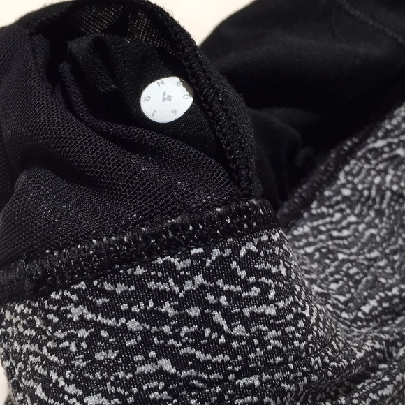 Lululemon both ways bra - Picture 3 of 5